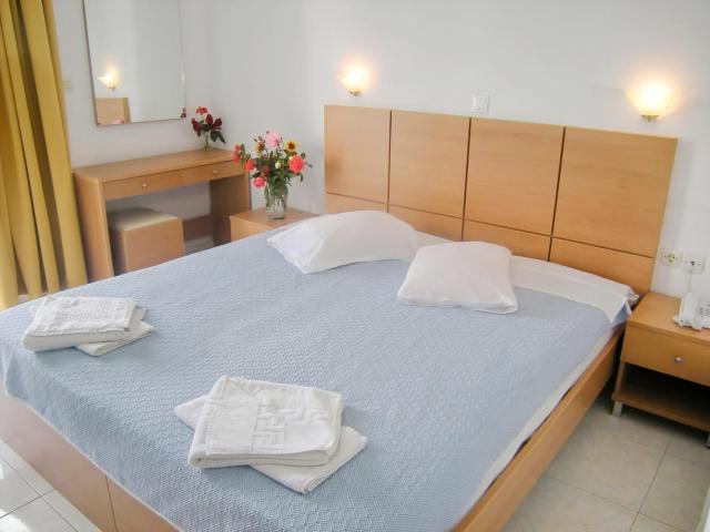 Summer Dream Hotel