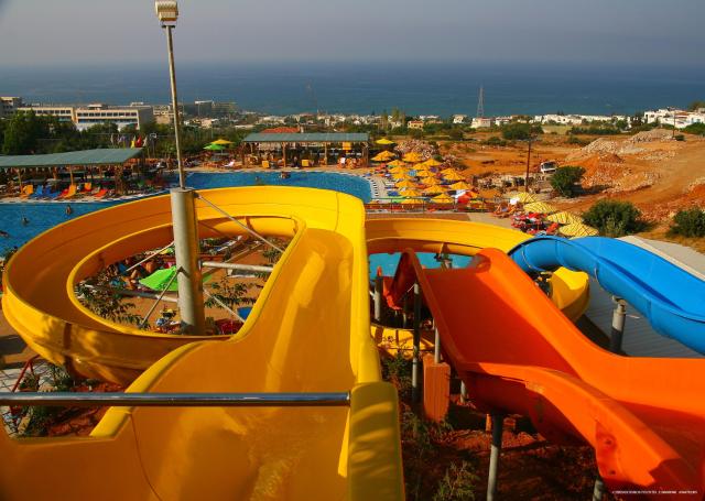 Aquapark Village