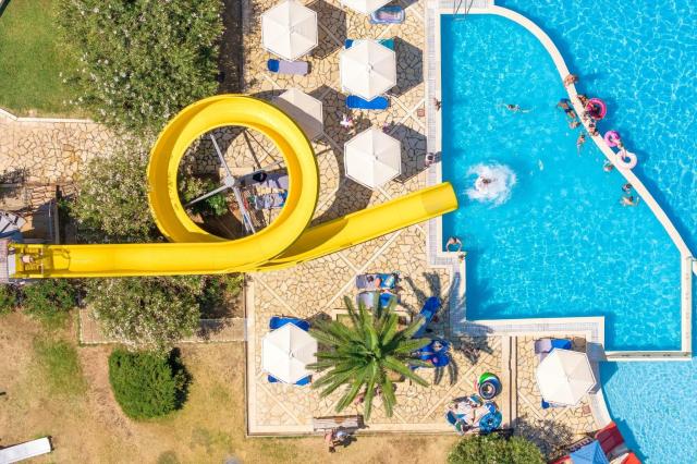 Roda Beach Resort&Spa