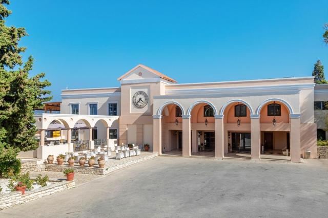 Roda Beach Resort&Spa