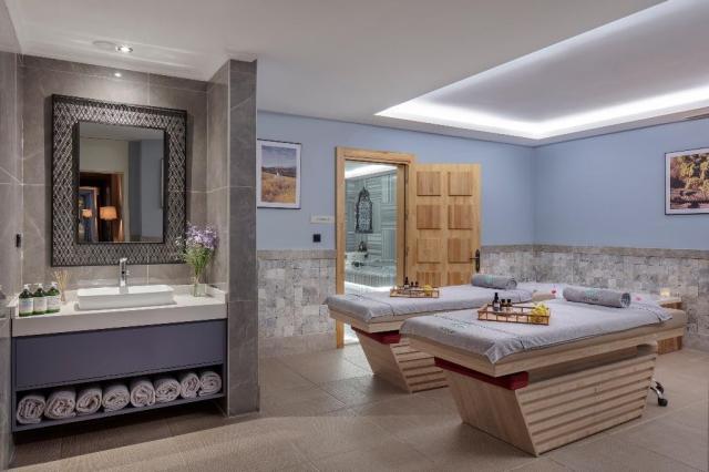 Kervansaray Lara Hotel