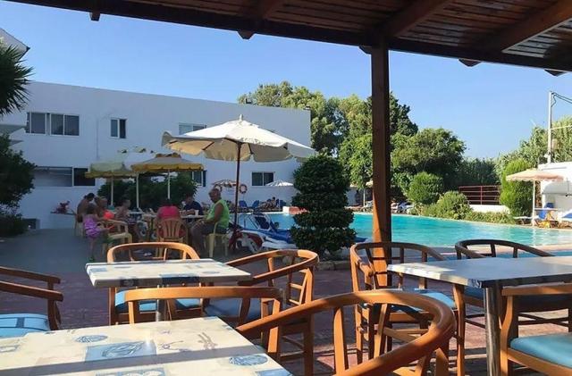 Asterias Hotel 