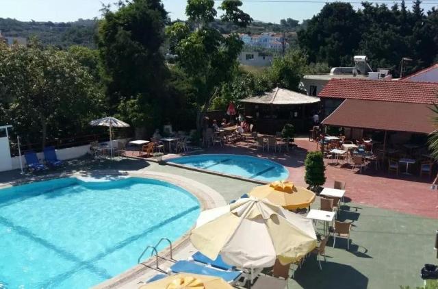 Asterias Hotel 