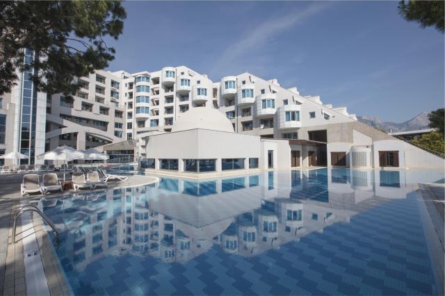 Rixos Sungate