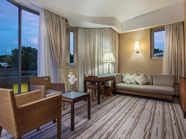Rixos Sungate