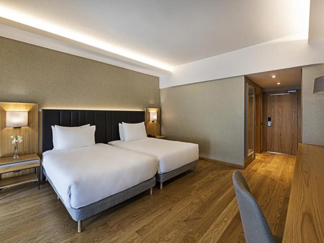 Rixos Sungate