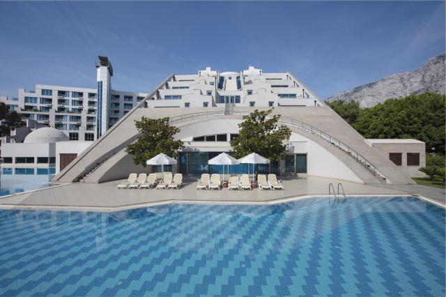 Rixos Sungate