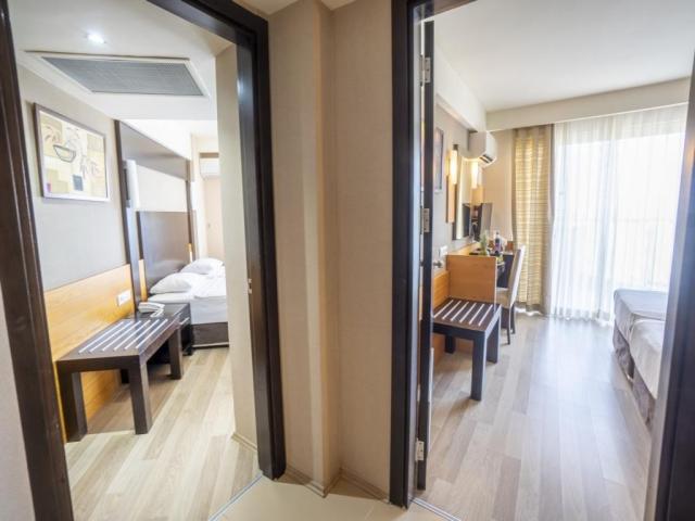 M.C. Arancia Resort Hotel