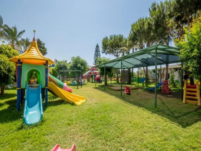 M.C. Arancia Resort Hotel