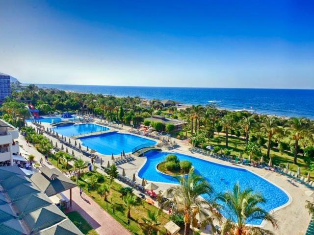 M.C. Arancia Resort Hotel