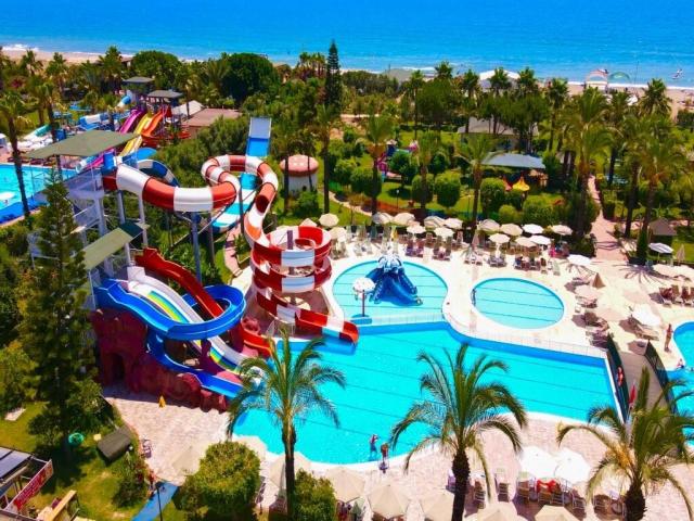 M.C. Arancia Resort Hotel