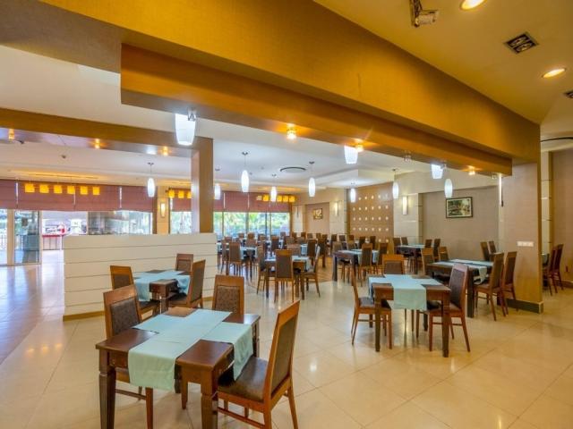 M.C. Arancia Resort Hotel