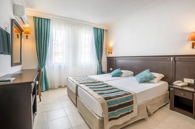 Kleopatra Royal Palm Hotel