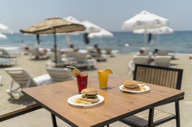 Ramada Hotel & Suites Kusadasi