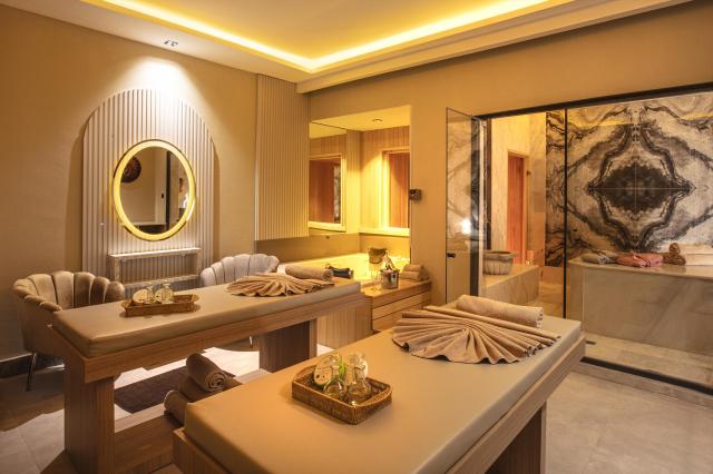 Ramada Hotel & Suites Kusadasi