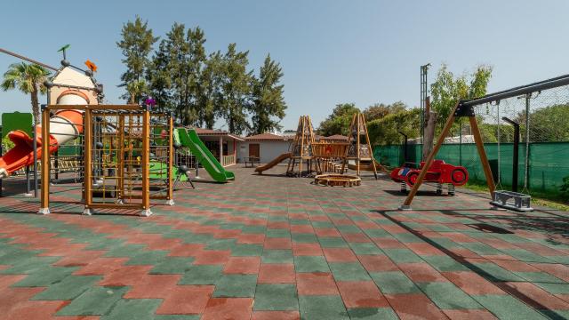 Numa Club Side