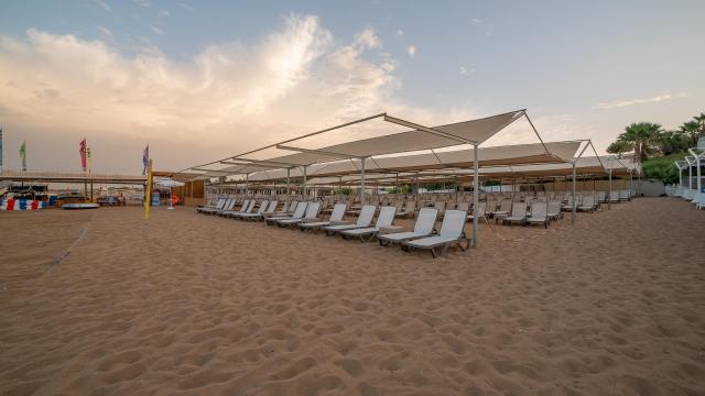 Numa Club Side