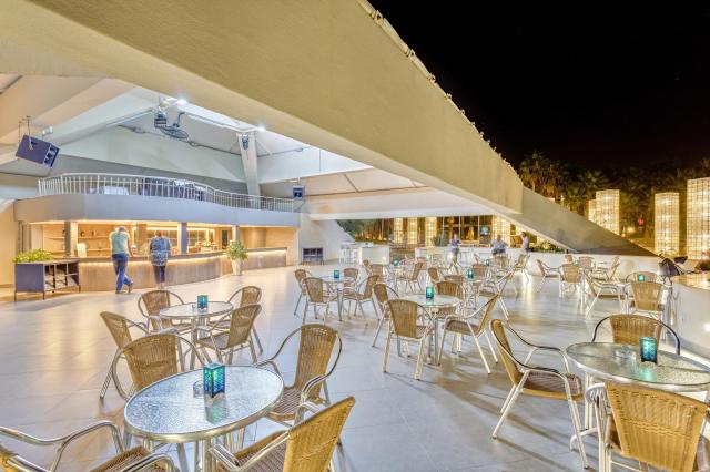 Seven Seas Hotel Blue