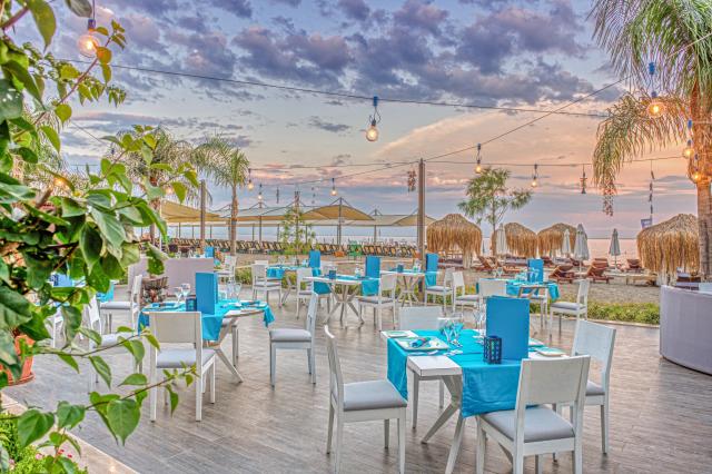 Seven Seas Hotel Blue