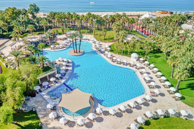 Seven Seas Hotel Blue