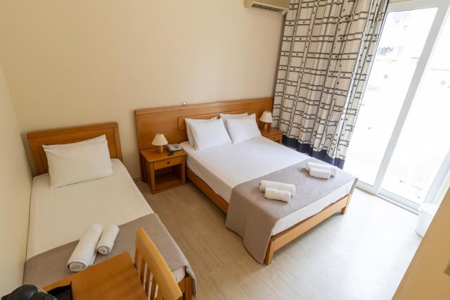 Hotel Summery