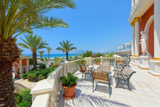Antique Roman Palace Hotel