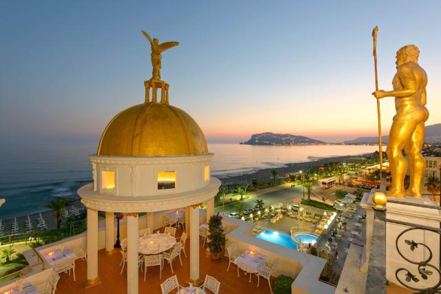 Antique Roman Palace Hotel