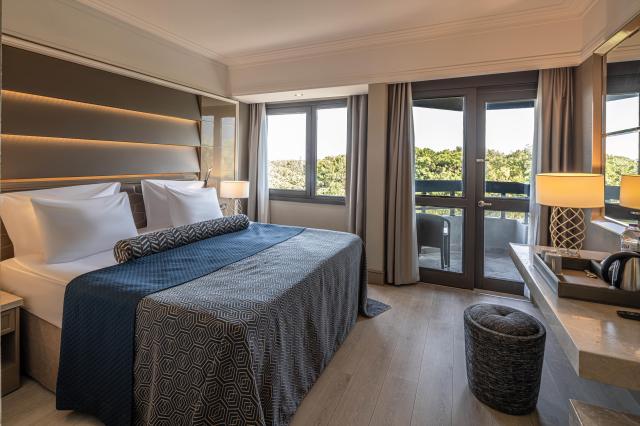 Balmy Foresta Hotel 