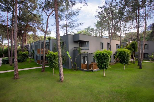 Balmy Foresta Hotel 