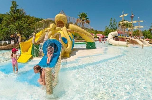 Aqua Fantasy Aquapark Hotel And Spa