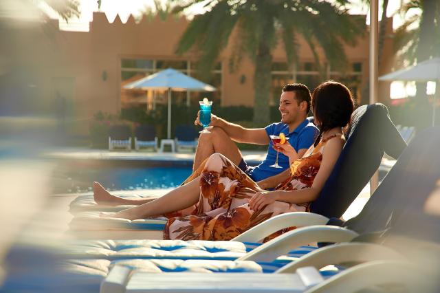 Al Hamra Beach & Golf Resort