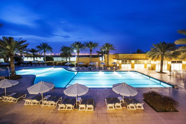 Al Hamra Beach & Golf Resort
