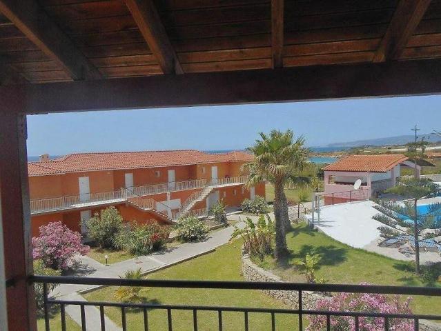 Bessies Village