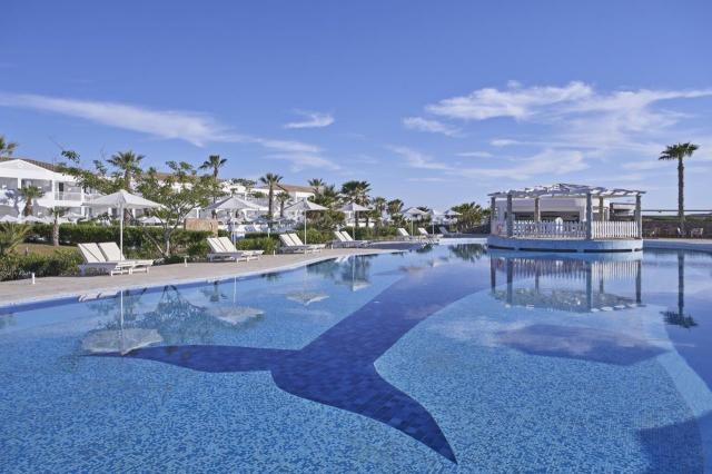 Sandy Beach Resort	