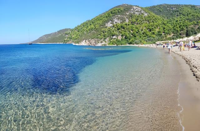 Pefkos Breeze