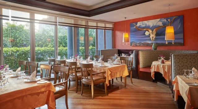 Calista Luxury Resort Hotel