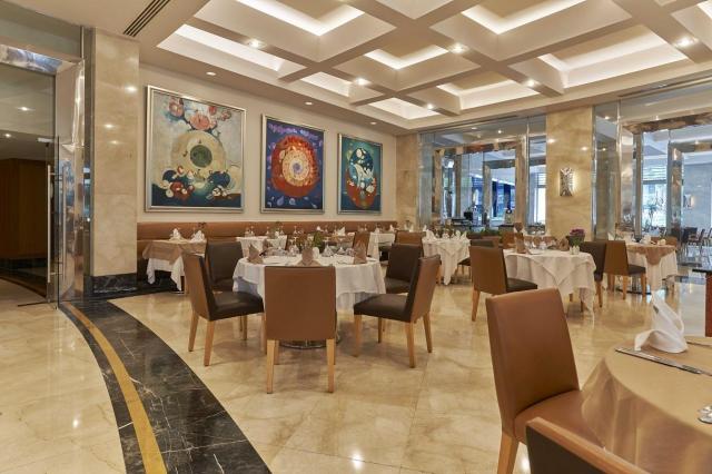Calista Luxury Resort Hotel