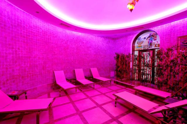 Utopia World Hotel