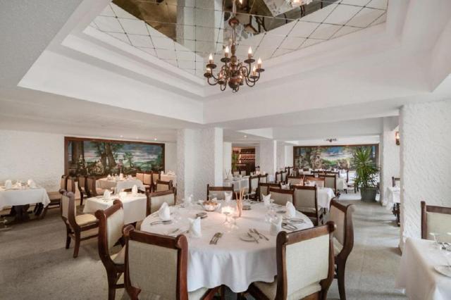 Sindbad Aqua Hotel