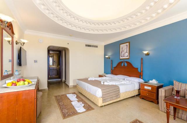 Titanic Beach Spa & Aquapark