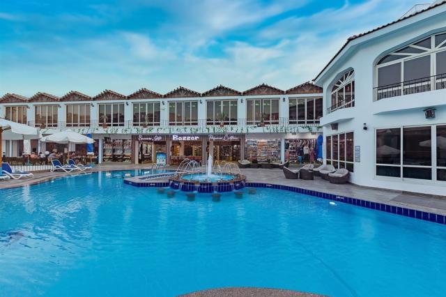 Minamark Beach Resort	