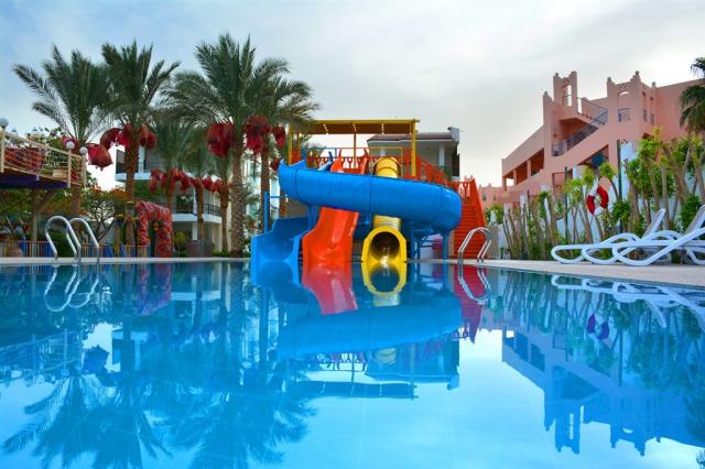 Minamark Beach Resort	