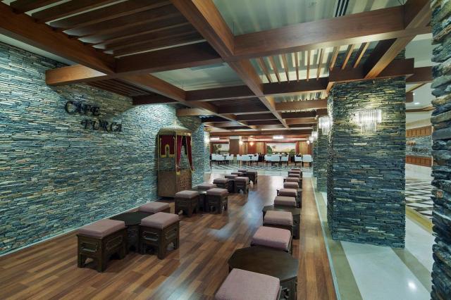 Crystal Hotels Family Resort & Spa 