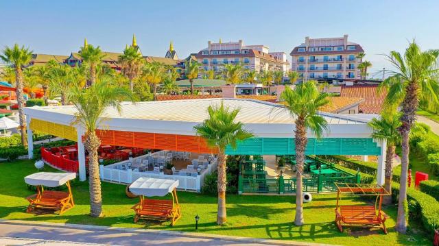Crystal Hotels Family Resort & Spa 