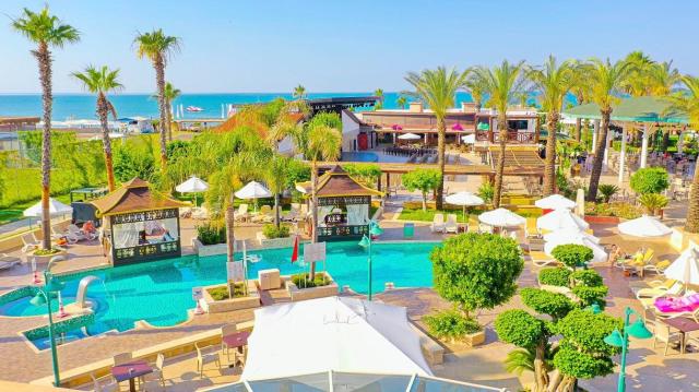 Crystal Hotels Family Resort & Spa 