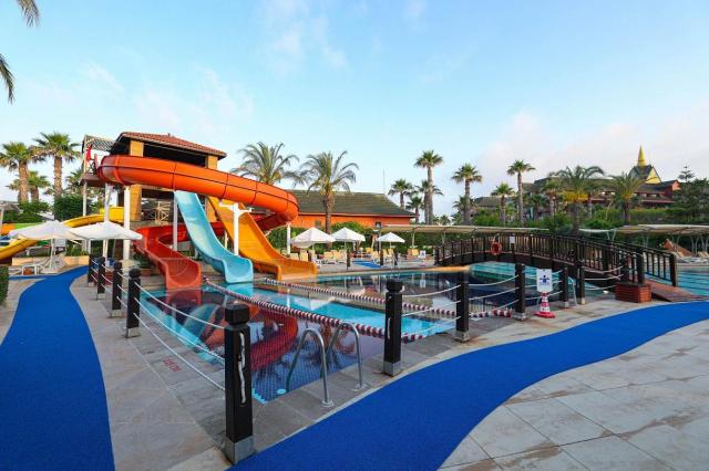 Crystal Hotels Family Resort & Spa 