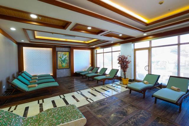 Crystal Hotels Family Resort & Spa 