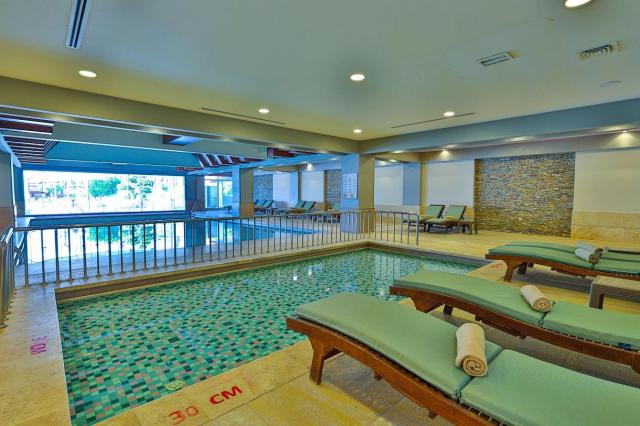 Crystal Hotels Family Resort & Spa 