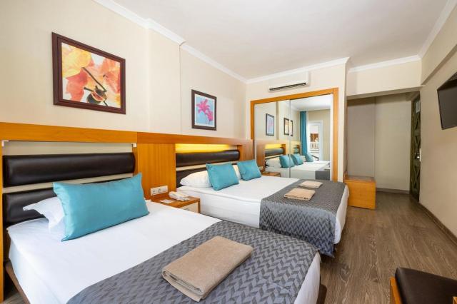 Crystal Flora Beach Resort