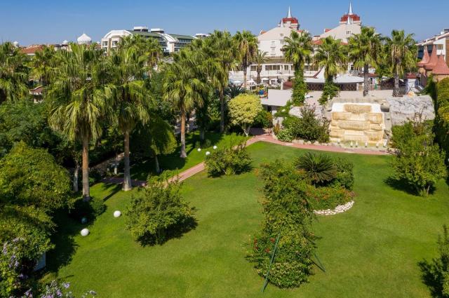 Aydinbey Famous Resort